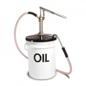 5 gallon bucket oil can