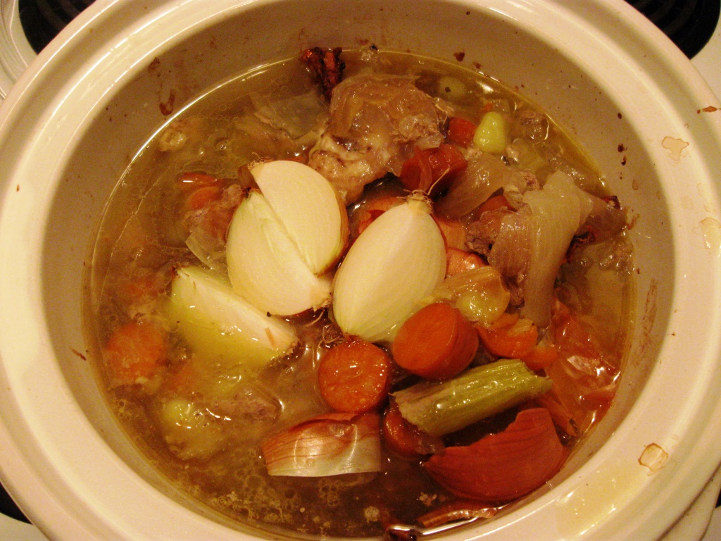 vegetables-and-water-in-crock-pot